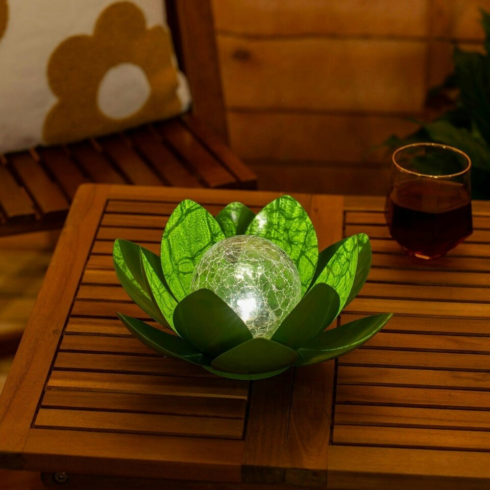 image 1 of ValueLights Green Solar Powered Outdoor Waterlily Lotus Flower Decoration Garden Light