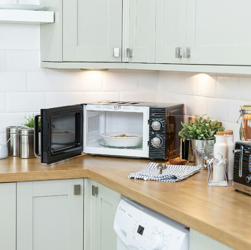 image 1 of Russell Hobbs RHM1731B Black Microwave 17L 700W with Defrost & 5 Power Levels