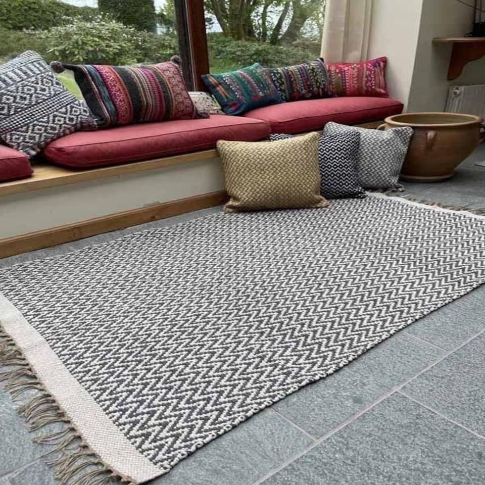 image 1 of GRETA Soft Bedroom Rug Dark Herringbone Pattern - L120 x W180 - Grey Grey
