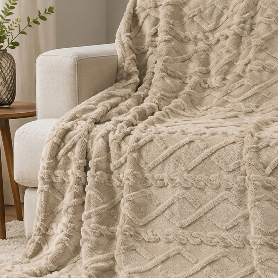image 1 of Soft Cable Throw Blanket – Cosy Textured Home Decorative Warm Blanket 150 x 200cm