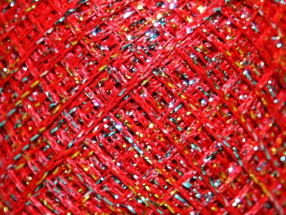 Minerva Red Multi Gold Rush Glitter Thread, 80m per ball - per value pack of 8