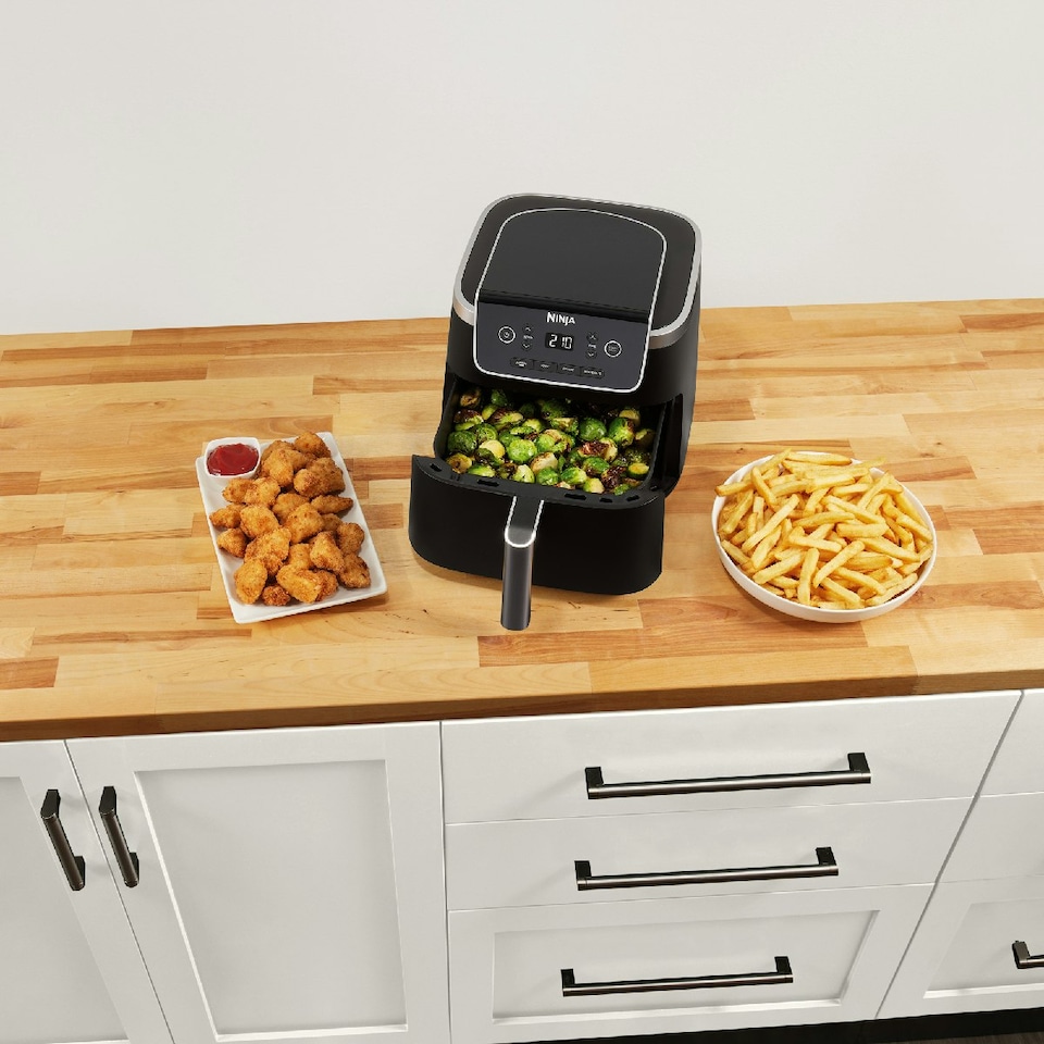 image 1 of Ninja Air Fryer PRO 4.7L AF140UK