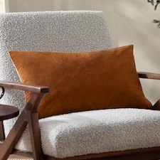 Yard Darland Velvet Cushion