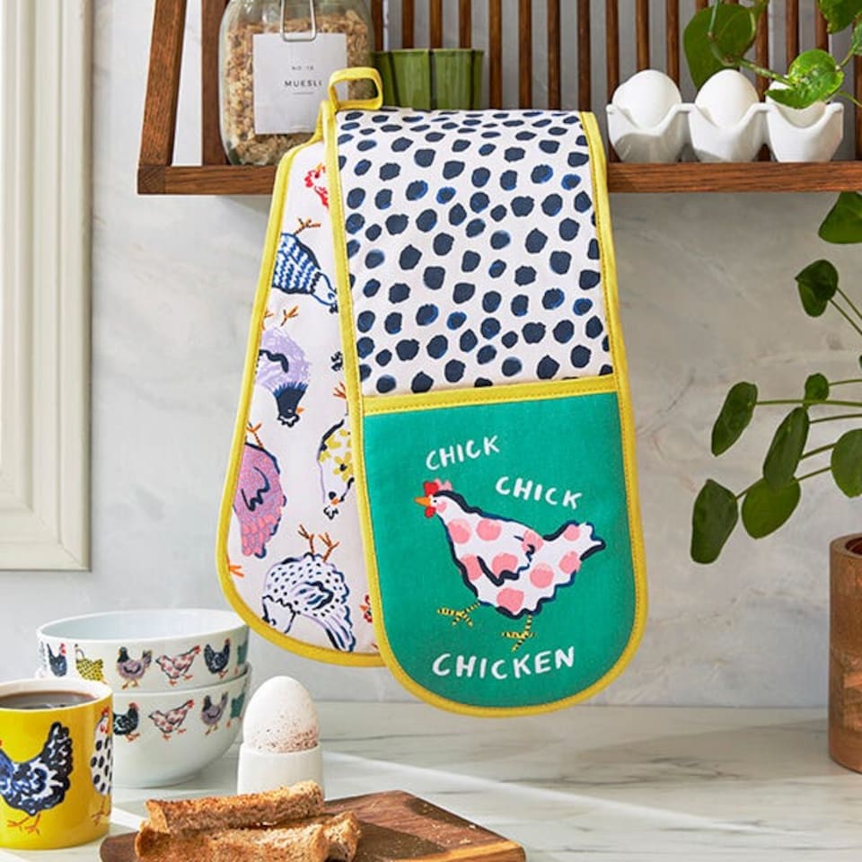 image 1 of Ulster Weavers Chick Chicken Double Oven Glove