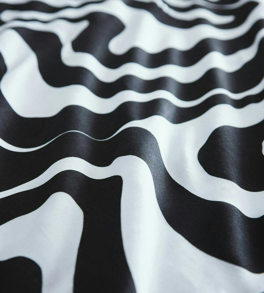 image 1 of Retro Waves Duvet Cover Set - King - Black | Black | King