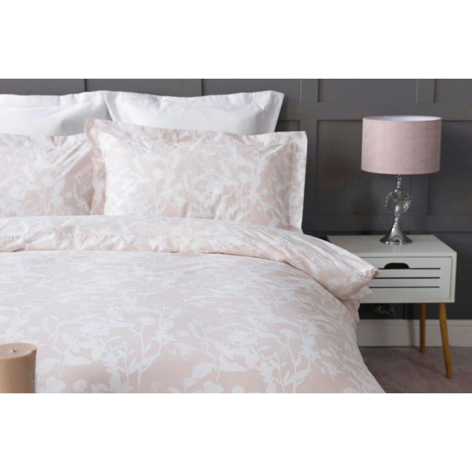 image 1 of Belledorm Rosie Duvet Cover Set - Pink - Superking