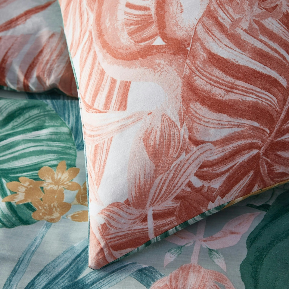 image 1 of furn. Medinilla Tropical Super King Duvet Cover Set