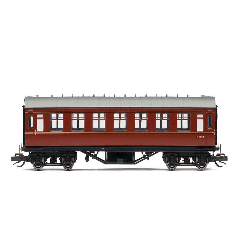 Hornby TT:120 57' Corridor Third Coach M1883M BR