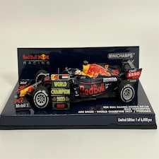 Max Verstappen Red Bull Racing Honda RB16B Abu Dhabi World Champion 2021 1:43 Minichamps 410212333