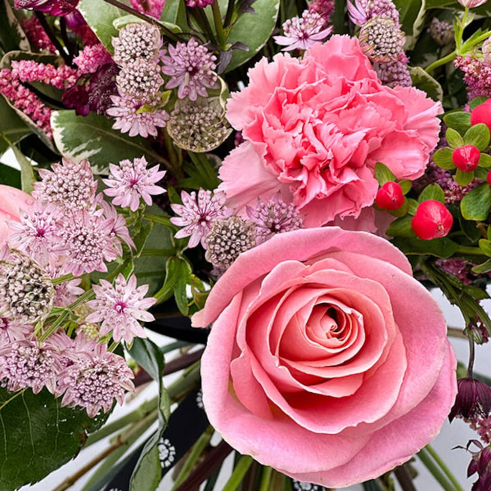 image 1 of She's The One Bouquet Deluxe