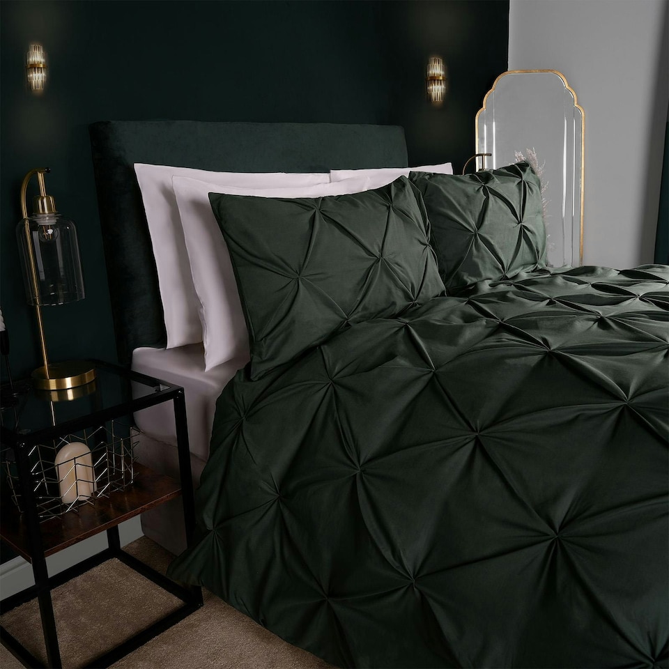 image 1 of OHS Pinch Pleat Diamond Pintuck Duvet Cover and Pillowcase Bedding Set, King - Forest Green