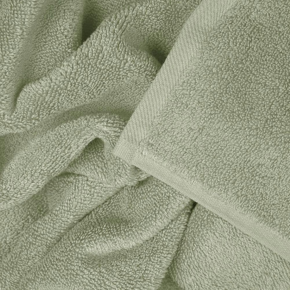 image 1 of Luxury Zero Twist Egyptian Cotton Bath Towels 70 x 120cm - Pack of 2 | Green | Sage Green | Bath towel