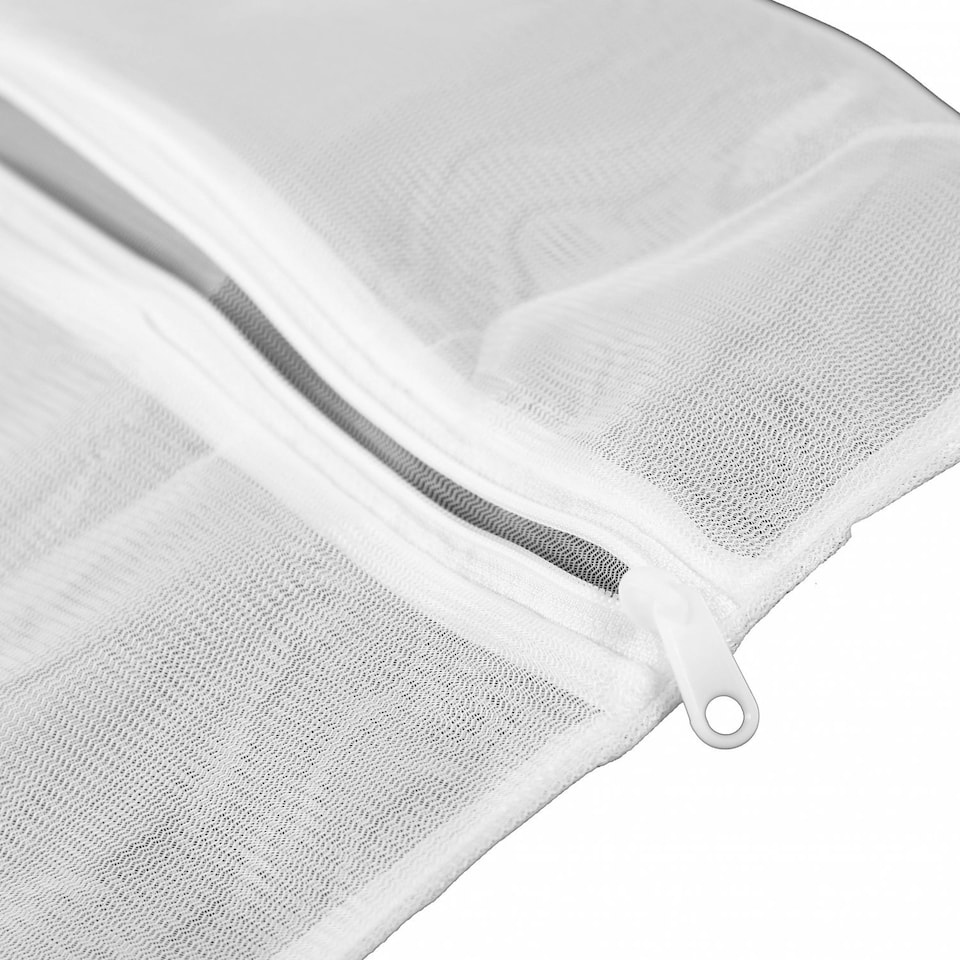 image 1 of Pack of 5 White Mesh Zipper Laundry Washing Bags 3 Sizes | White