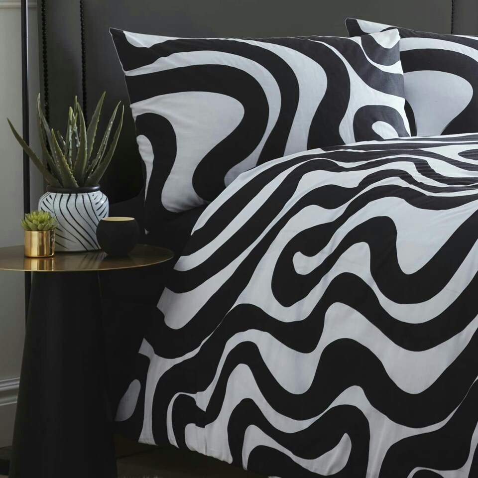 image 1 of Retro Waves Duvet Cover Set - Double - Black Black | Double
