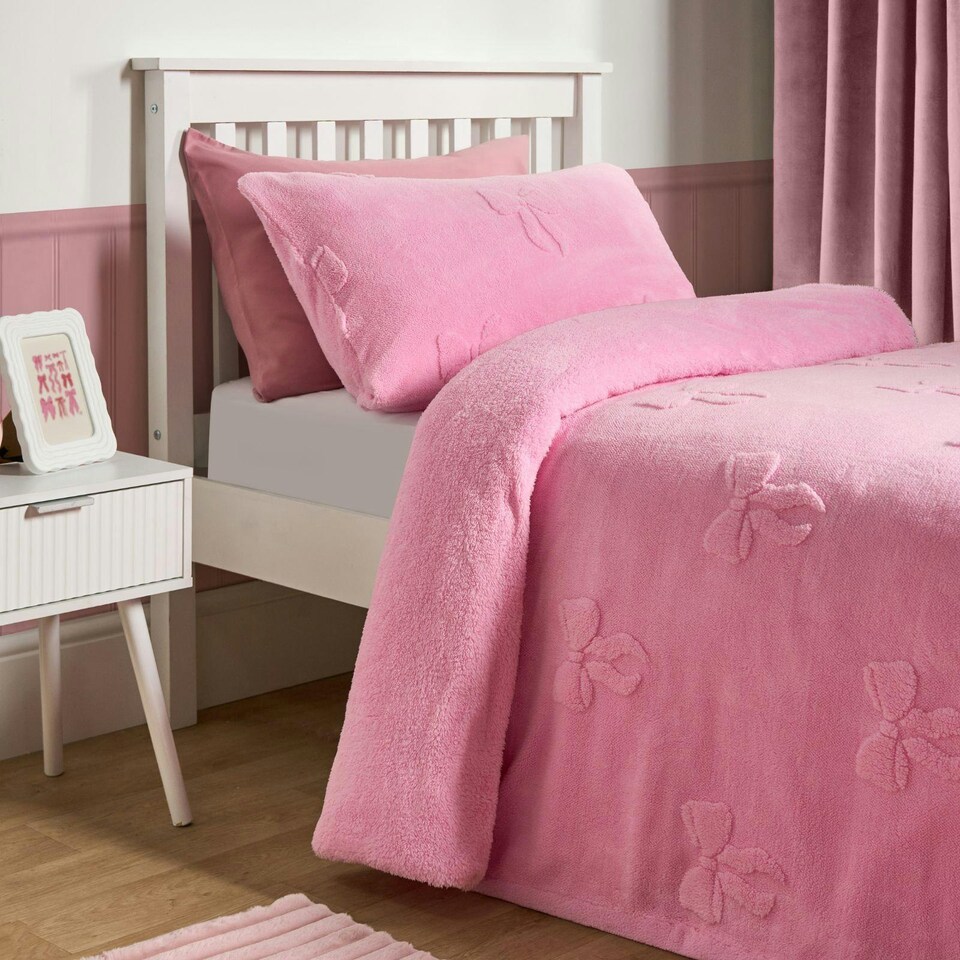 image 1 of OHS Bows Tufted Fleece Duvet Set Pink | Single
