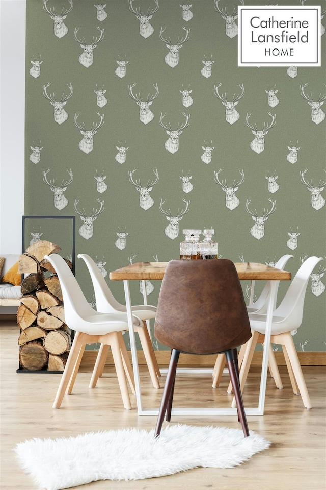 image 1 of Catherine Lansfield Stag Green Wallpaper Green | Green