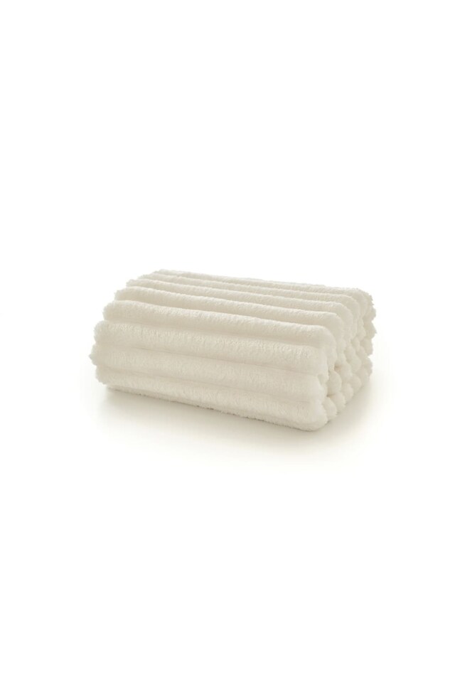 image 1 of Alnwick Supersoft Ribbed Throw Blanket, 140×180cm – Plush Cosy Sofa & Bed