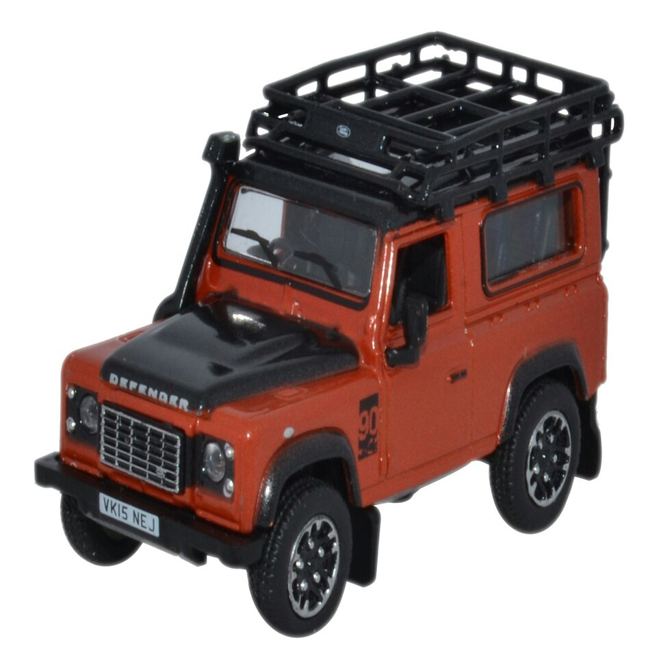 Oxford Diecast Land Rover Defender 90 Station Wagon Phoenix Orange