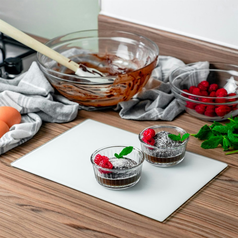 image 1 of Harbour Housewares Glass Kitchen Chopping Board - 30 x 20cm - White - Cutting Board Worktop Saver Worksurface Protector Glass Chopping Board White