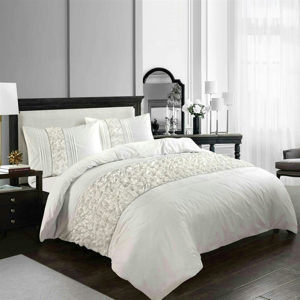 image 1 of Aurora Crinkle Panel Duvet Cover Set White - King - White