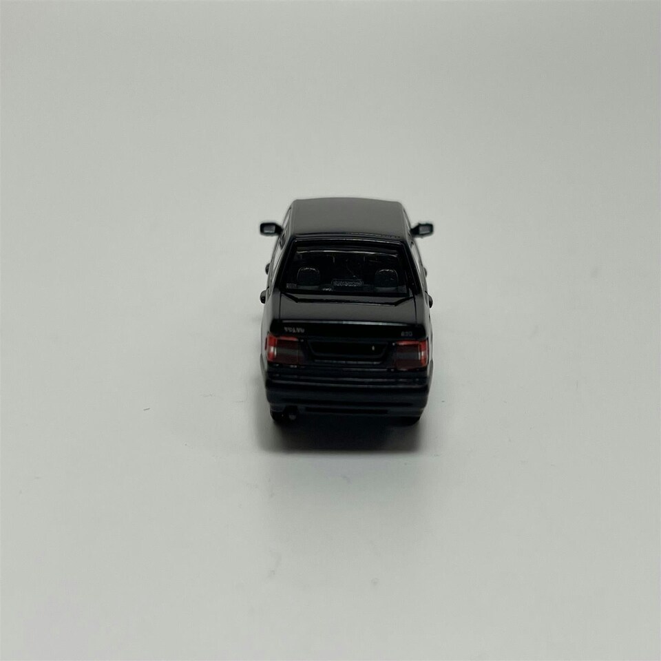 image 1 of Volvo 850 Saloon 1994 Black 1:87 Scale Minichamps 870171104