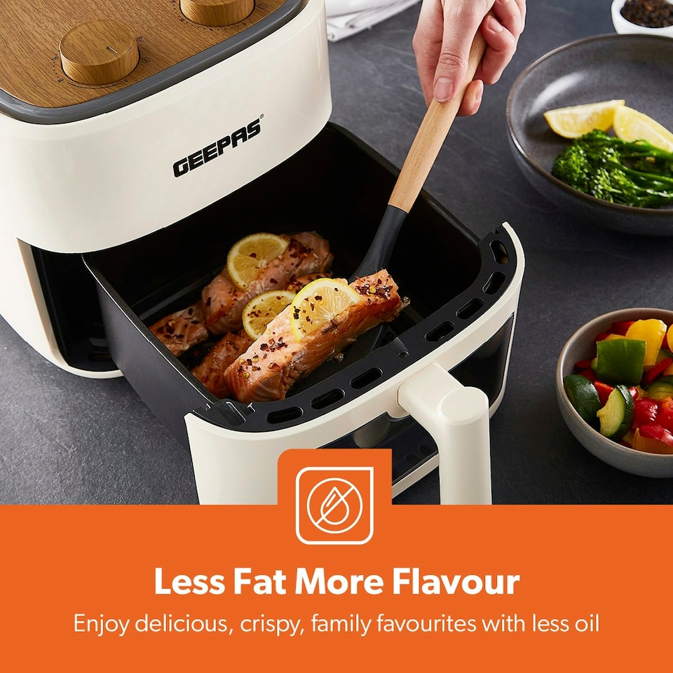 image 1 of GEEPAS 4.5L Vortex Air Fryer with Rapid Air Circulation , 1200W