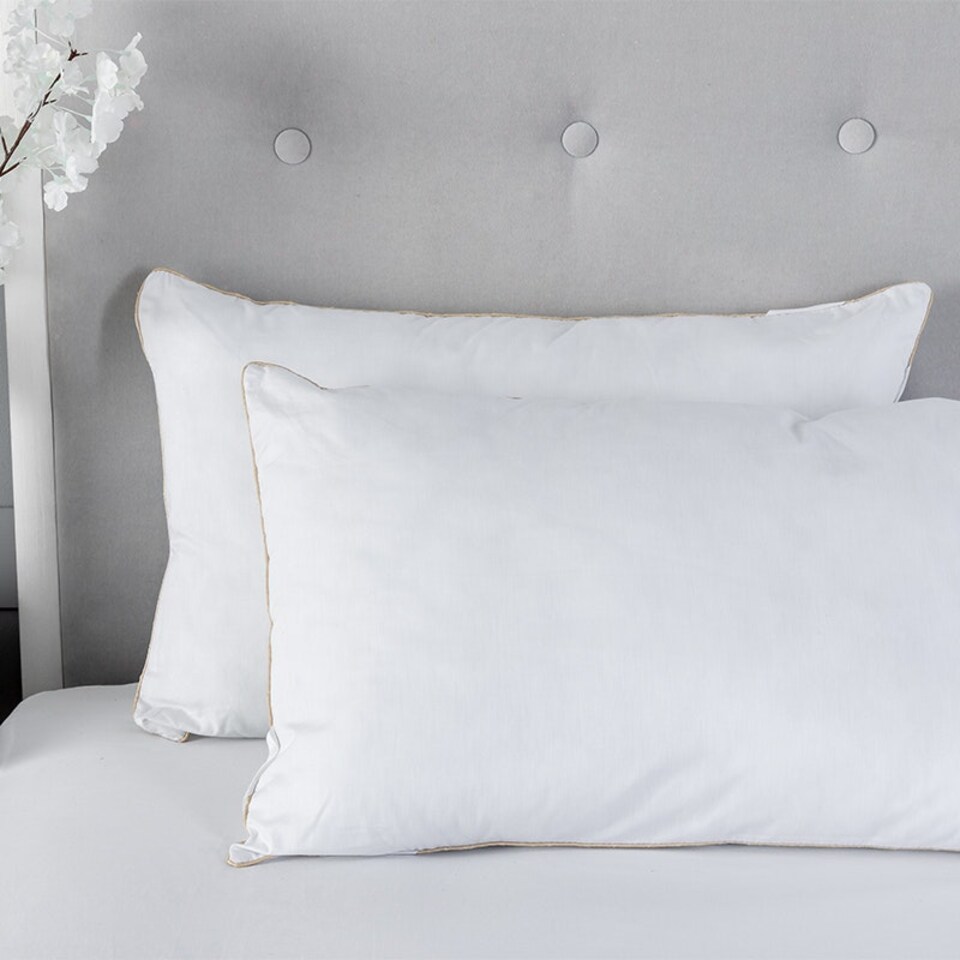 image 1 of Egyptian Cotton Pillow Pair Soft Luxury Feel Hollowfibre Filling White