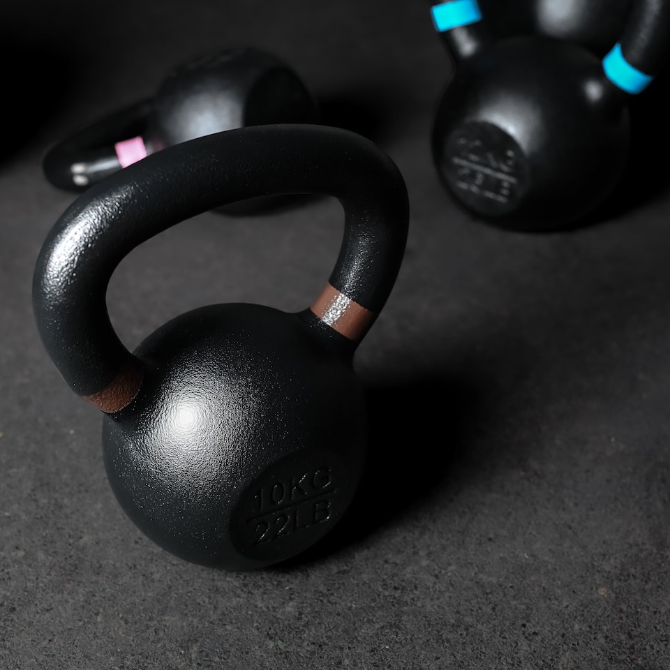 image 1 of GYM SETS Cast Iron Kettlebells- (Single 16kg Kettlebell)