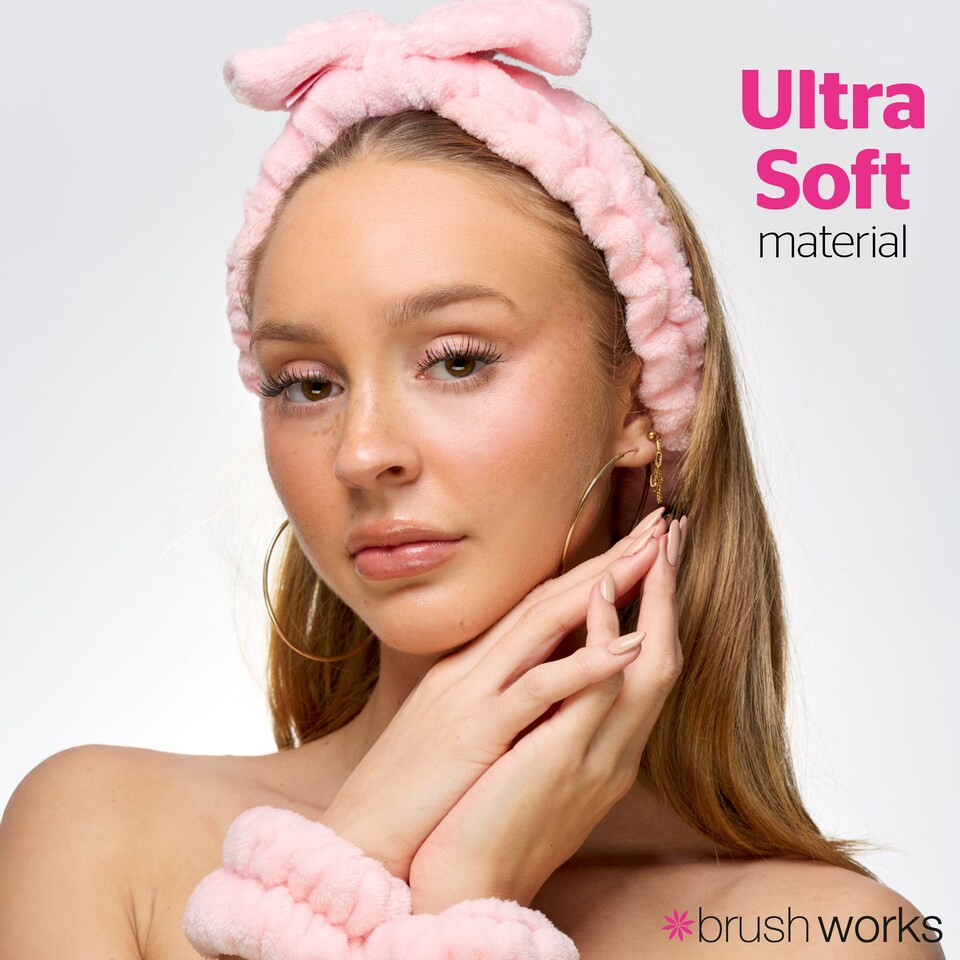 image 1 of Brushworks The Classic Cleansing Set