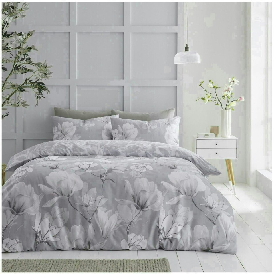 image 1 of VELVETIO Magnolia Dream Printed Duvet Cover Set Reversible Polycotton Easy Care Beddings Grey | King