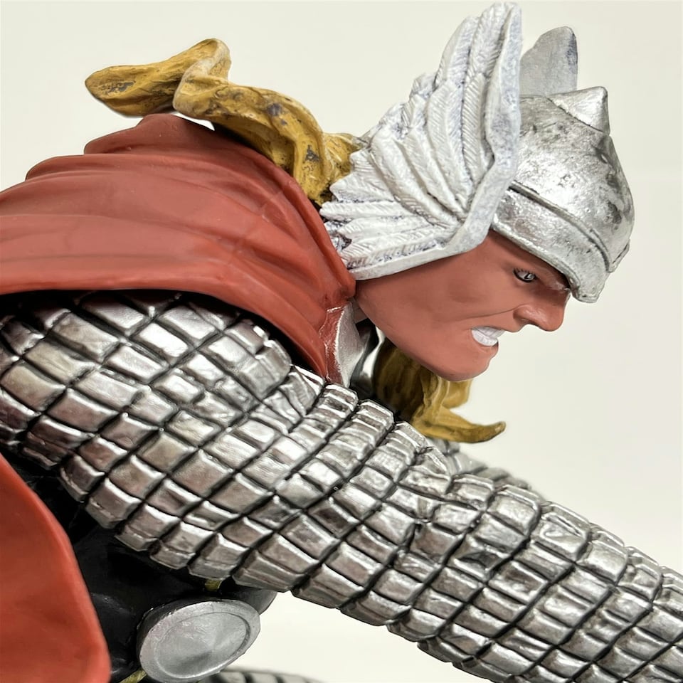 image 1 of The Mighty Thor 8 Inch Scale Gallery Diorama Diamond Select NOV182284