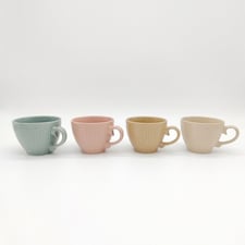 Ceramic Coffee Mugs 4pc Set 15oz Large Tea Cups Assorted Colours Scrolled Handle