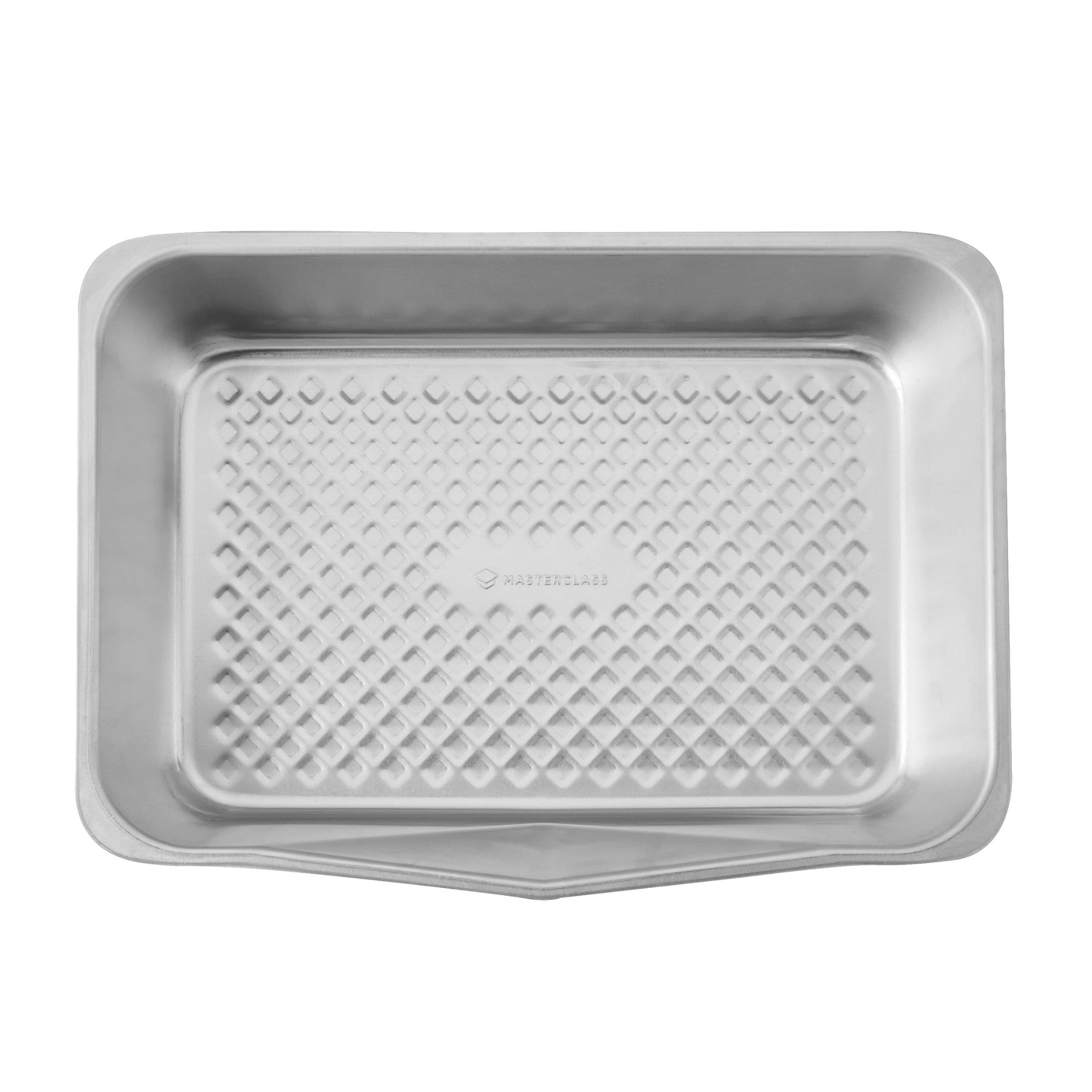 MasterClass Silver Aluminium Roasting Pan with Pouring Spout, 41.5 x 31.5cm | Size: 41.5 x 31.5 cm