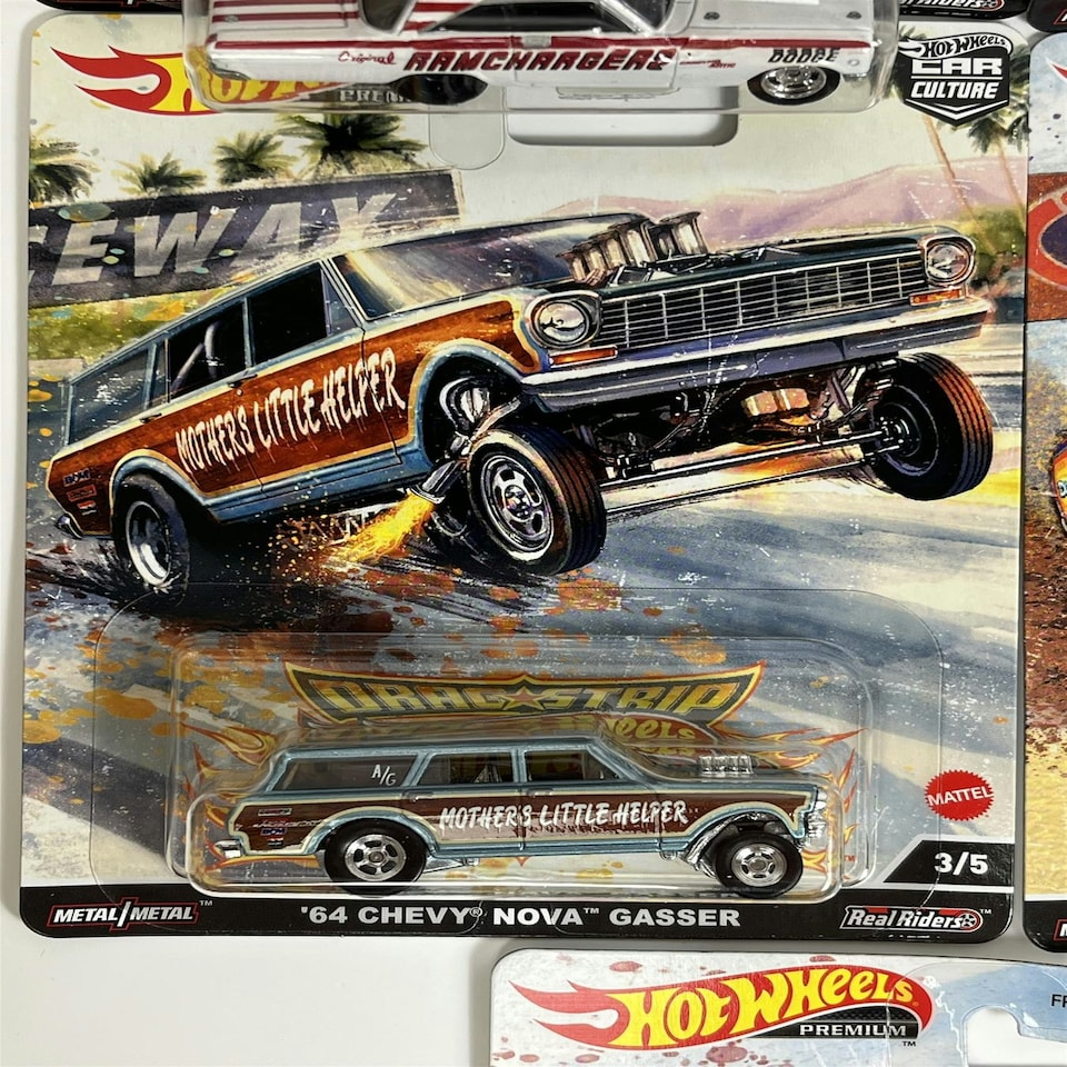 image 1 of Hot Wheels Dragstrip Car Culture 5 Car Set 1:64 Hot Wheels FPY86 957R