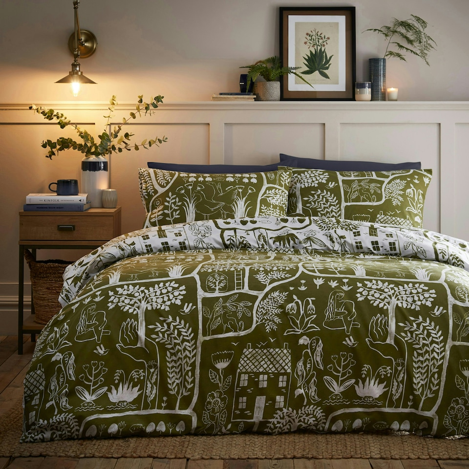image 1 of furn. Frida Floral Reversible Super King Duvet Cover Set