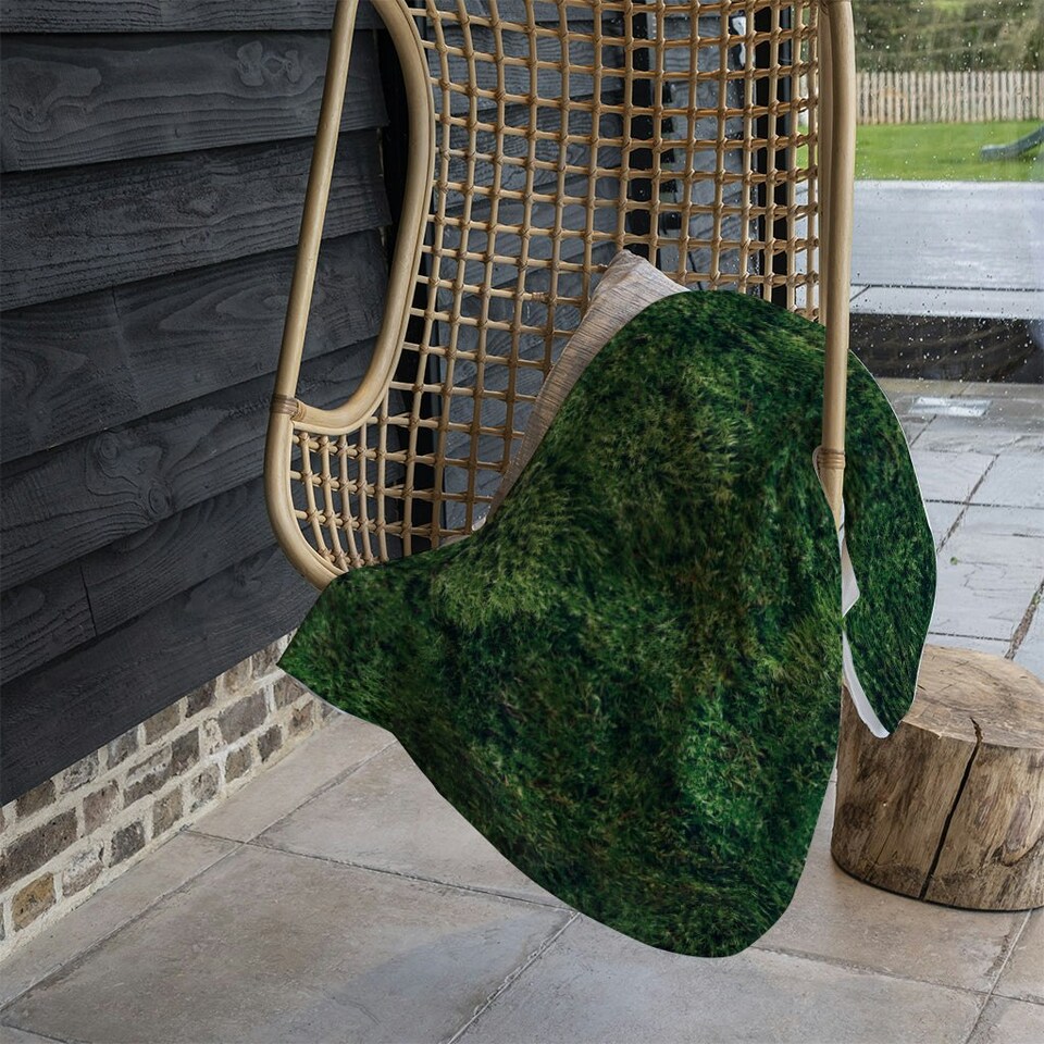 image 1 of Natural green moss (Blanket)