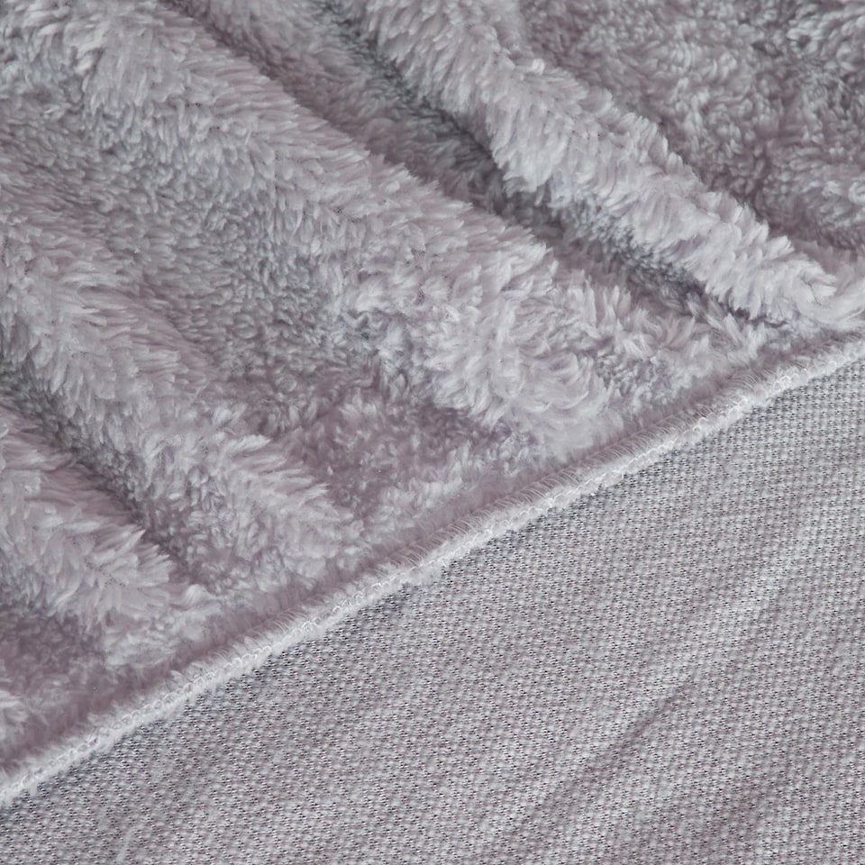 image 1 of OHS Teddy Fleece Thermal Fitted Bed Sheet
