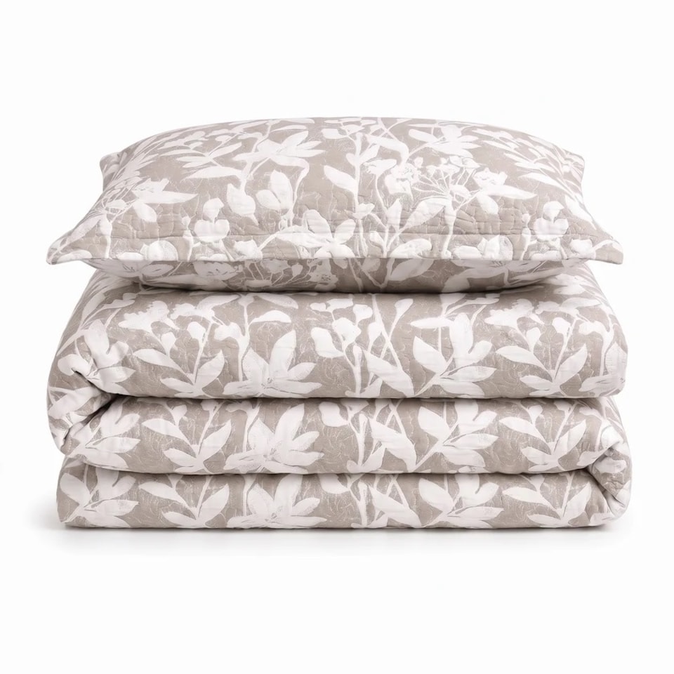 Sweet Dreams Ashbury Jacquard Duvet Cover and Pillowase Set