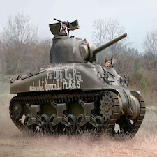 Revell US Sherman M4A1 Model Set (1:72 Scale)