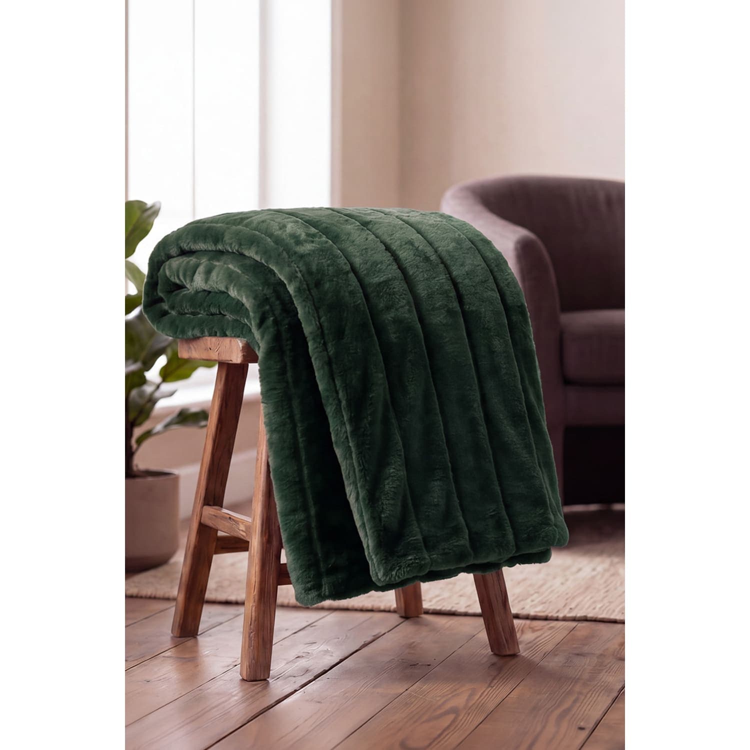 Hockley Forest Faux Fur Throw