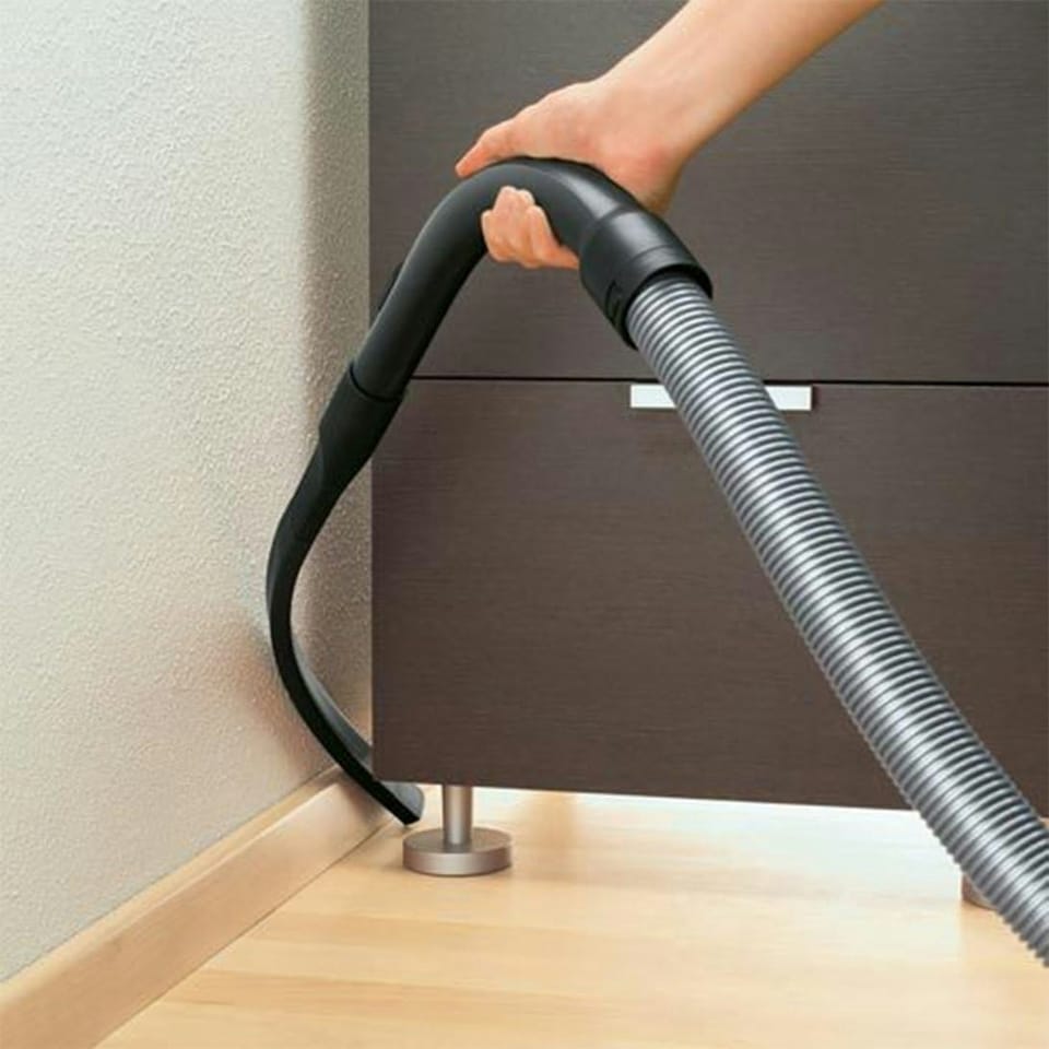 image 1 of SPARES2GO Long Flexible Crevice Nozzle Tool Compatible with Titan 16L 20L 30L 40L Vacuum Cleaners (35mm)