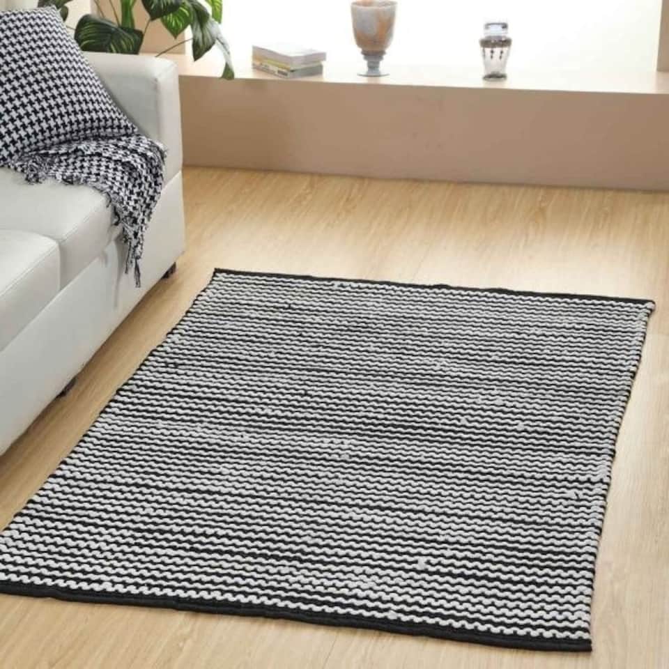 image 1 of Homescapes Groove Black and White Monochrome Stripy Cotton Chindi Rug - 150 cm Round Black | 150 cm Round