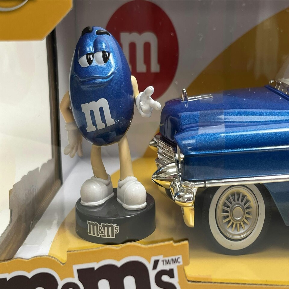 image 1 of M&M's Blue Figure and 1956 Cadillac Eldorado 1:24 Scale Jada 33726 253255067
