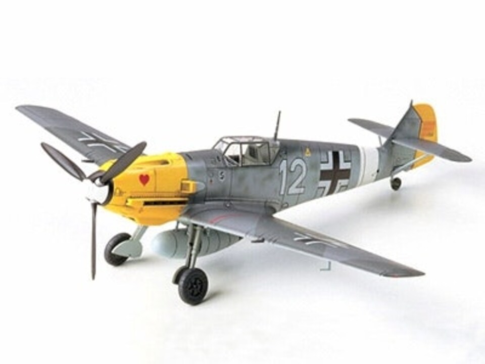 Tamiya Messerschmitt Bf109 E-4/7 Trop (1:72 Scale)