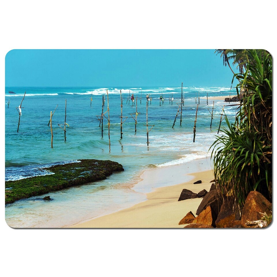 Fishermen on the ocean coast of Sri Lanka (Placemat)