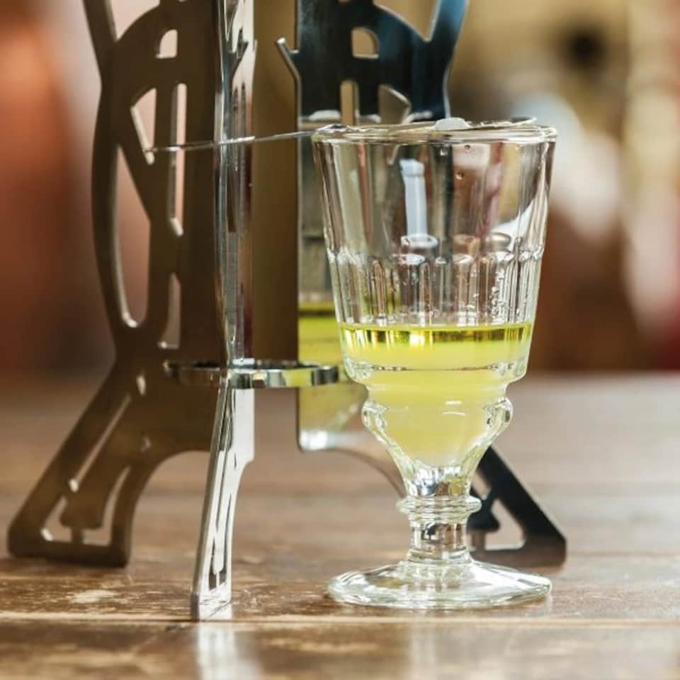 image 1 of Wine Glass: 1 x 40cl La Rochere Versailles Large Stemmed Wine Glass, Glass Clear