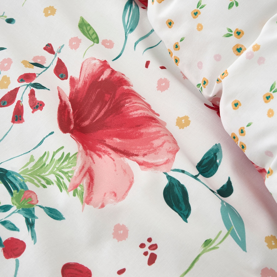 image 1 of D & D Abstract Poppy Duvet Cover Set Red