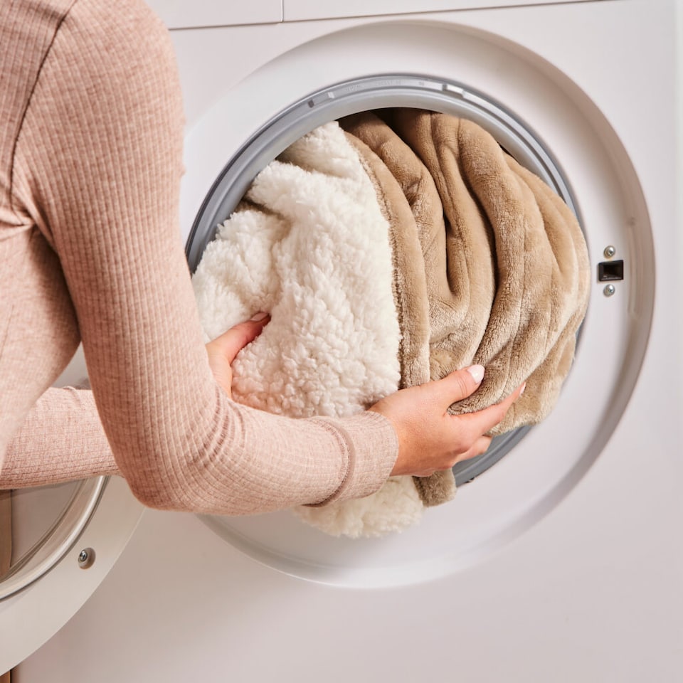 image 1 of Morphy Richards Teddy Fleece & Flannel Fleece Throw 200cm X 180cm Mocca
