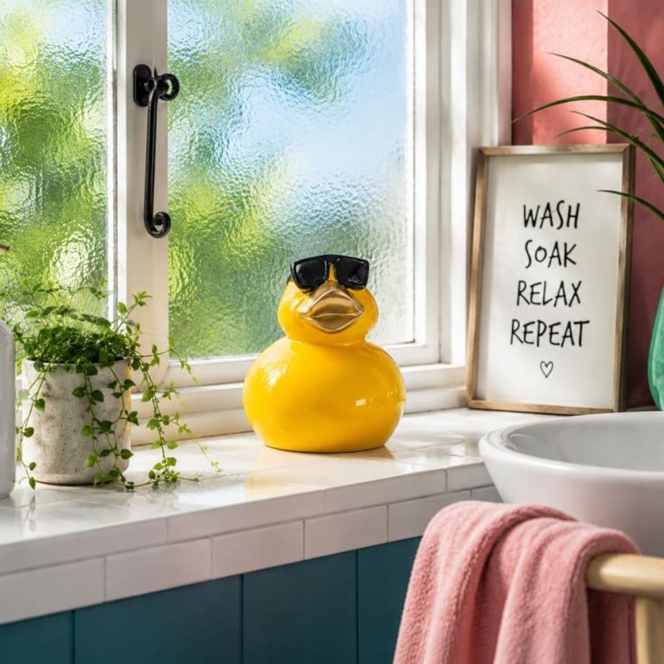 Gifts Direct 2 U Novelty Cool Duck Ornament - Metal Yellow Figurine ...
