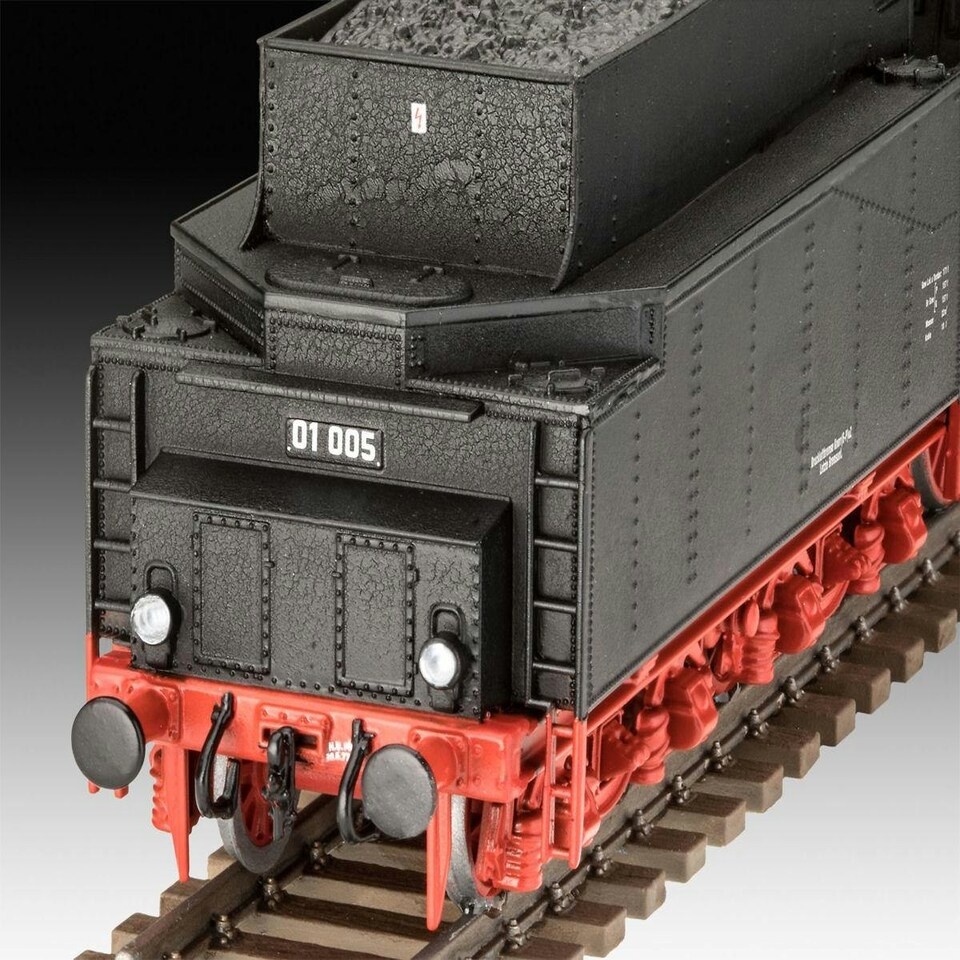 image 1 of Revell German BR01 Locomotive with T32 Tender (1:87 Scale)